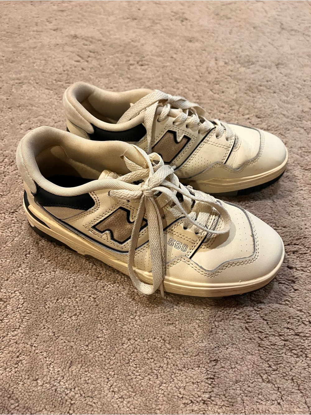 New Balance 550 Sneakers